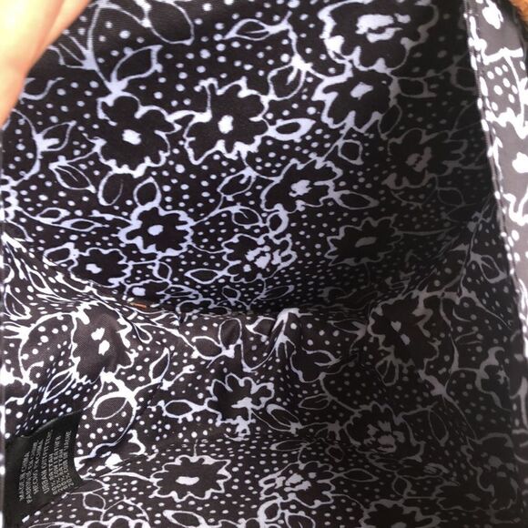 Rattan bag  - Picture 3 of 3